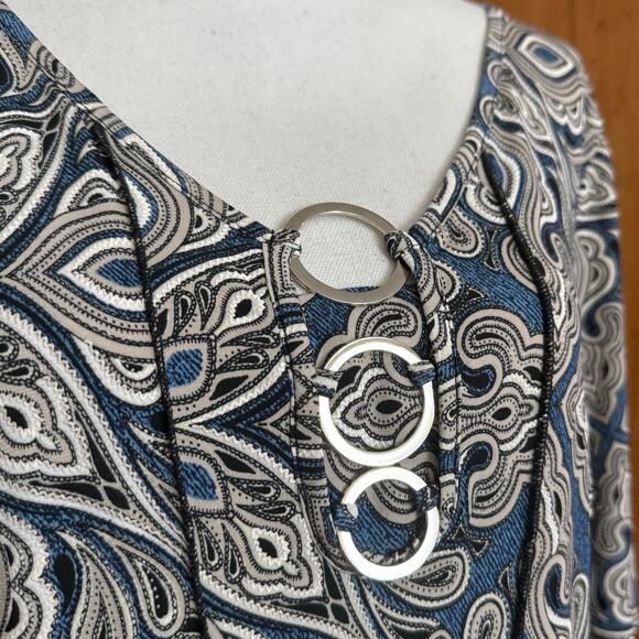 Sami & Jo paisley fit and flare jersey dress short sleeve midi length plus 2X - Picture 2 of 12